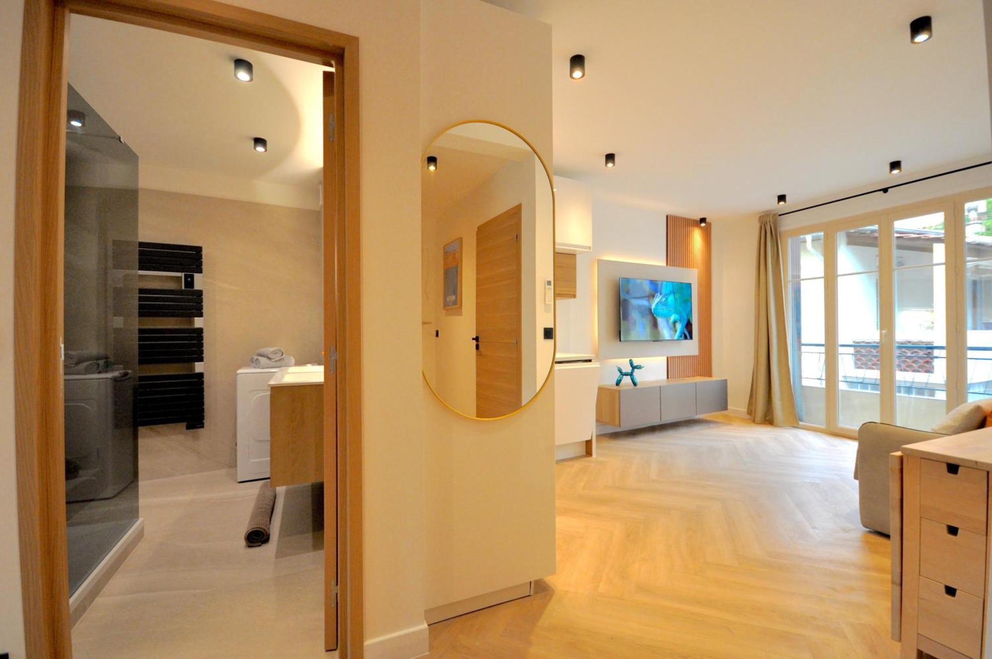 Monaco # Menton - 6 Persons - 2 Bedrooms - Full Renovated - Private Parking - Hypercenter - Clim - Beach And Sun Ngoại thất bức ảnh
